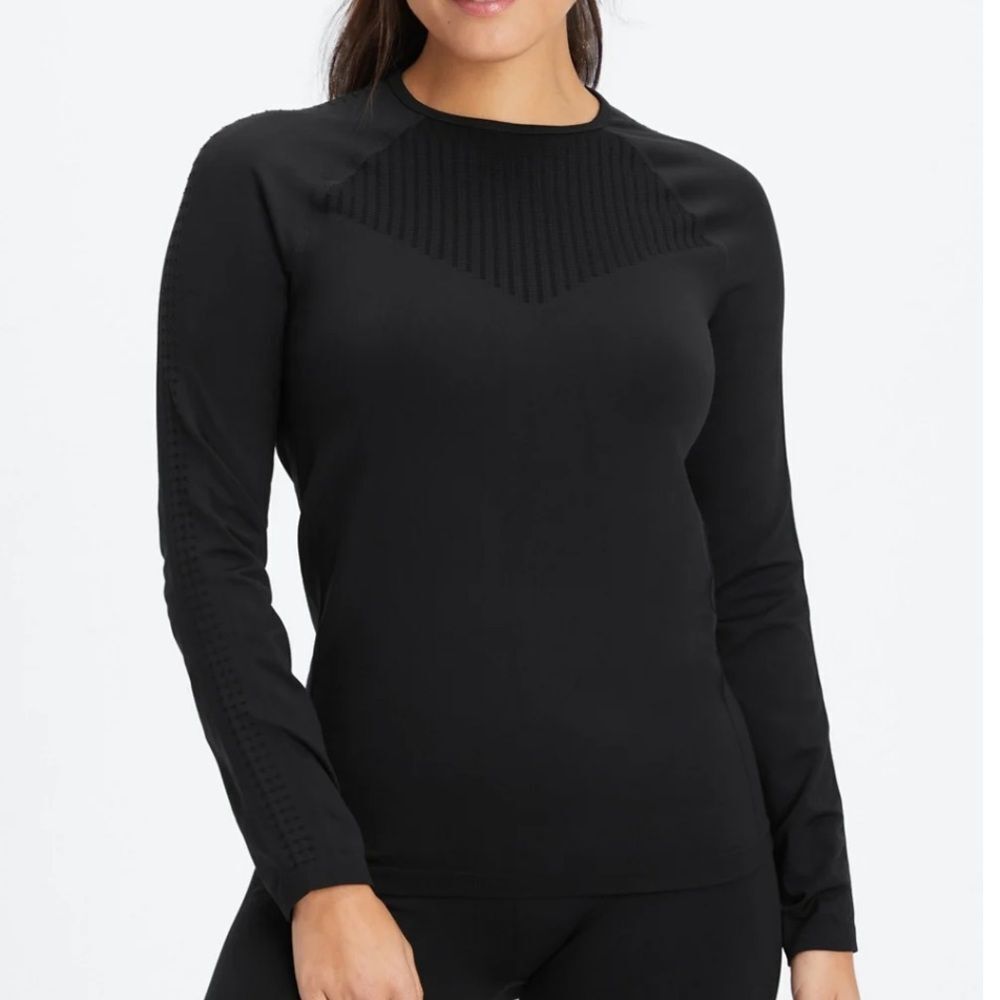 Ladies Fabletics Sync Seamless Long-Sleeve Top Black Size Small